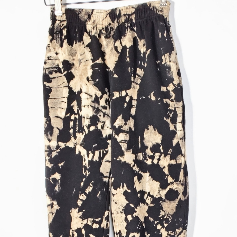 Custom Reverse Tiedye Sweatpants - Picture 4 of 9